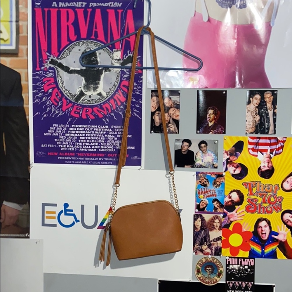 brown purse